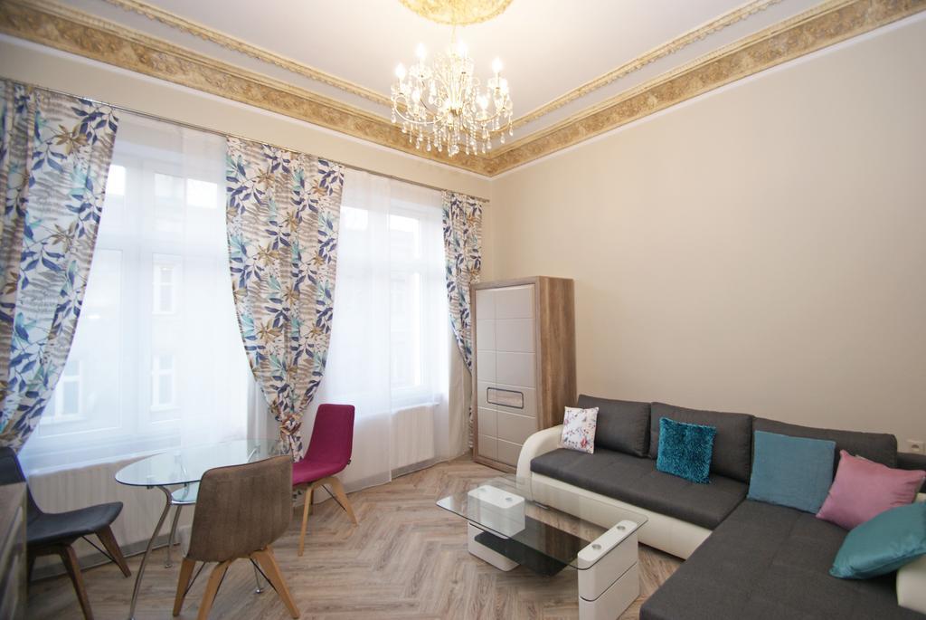 Apartamenty Mikubo Вроцлав Экстерьер фото